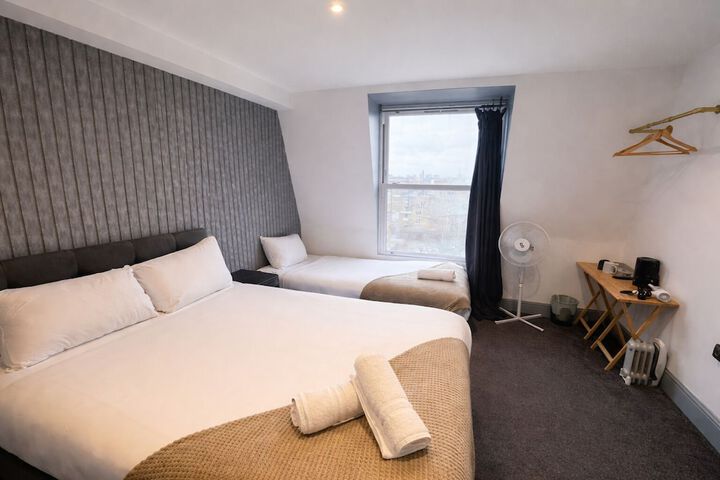 Room 45 of 85