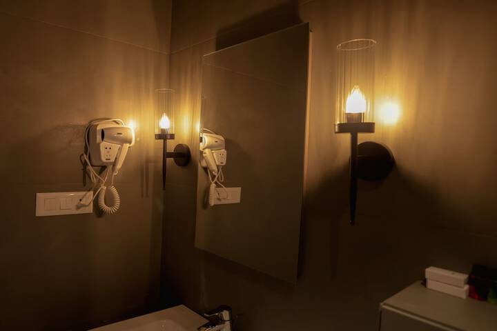 Room 9 of 45