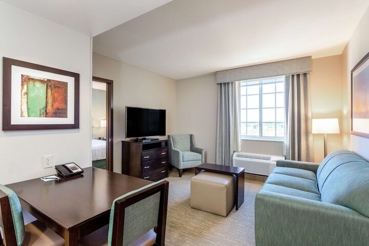 1 King 1qn Bed 2 Bedroom 2 Bath Suite (7 of 21)