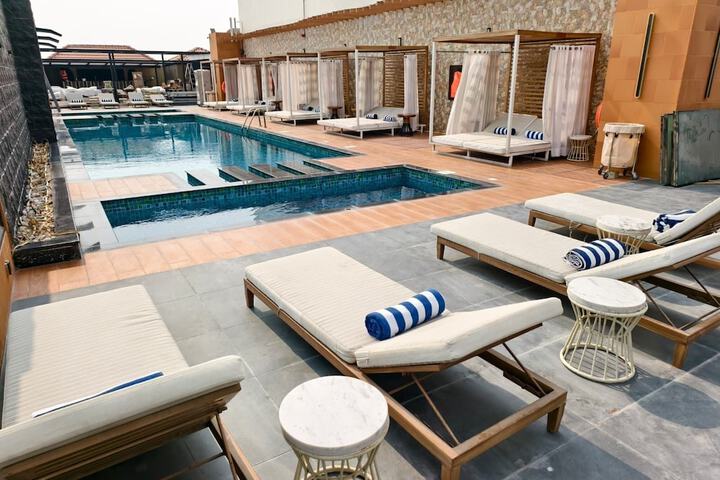 Pool 29 of 62