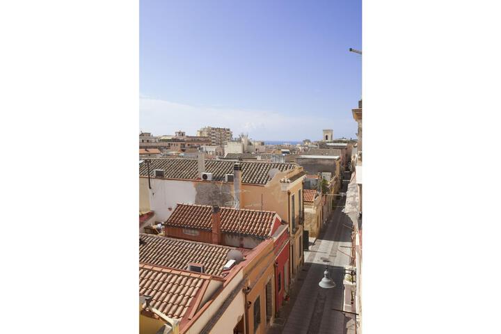 Exterior of Charming bright in Cagliari historic city center