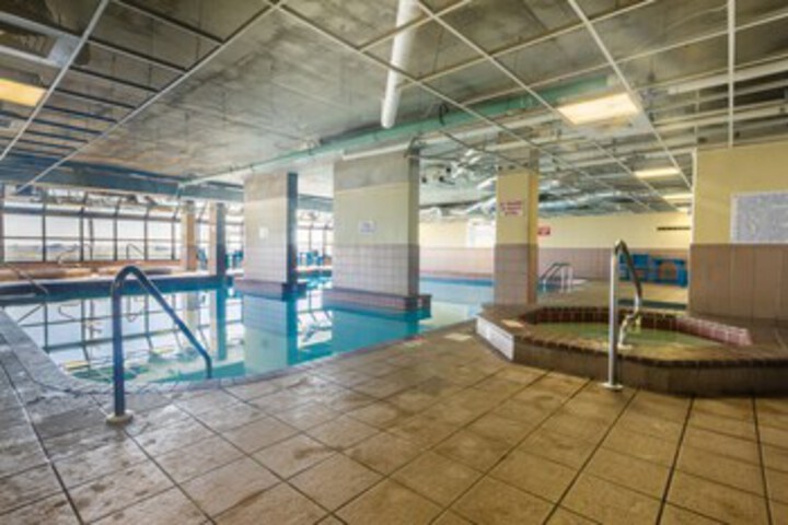 Pool 26 of 63