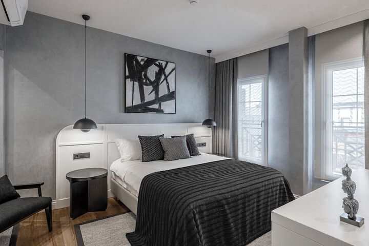 Room 44 of 97