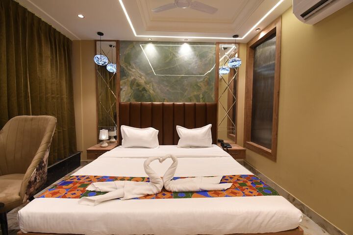 Room 14 of 20