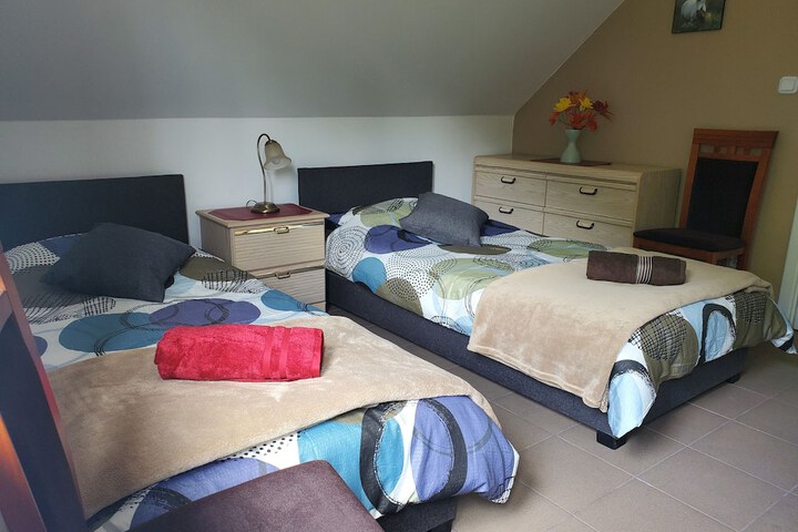 Room 4 of 26