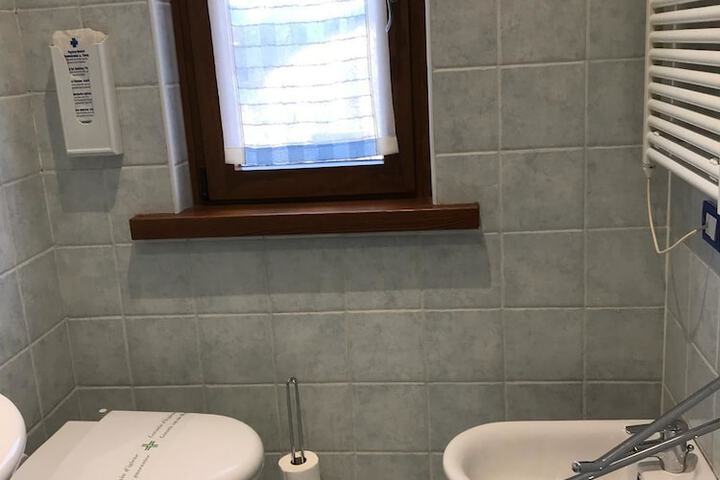 Room 26 of 44