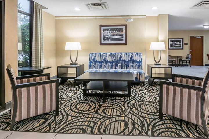 Hotel Lobby