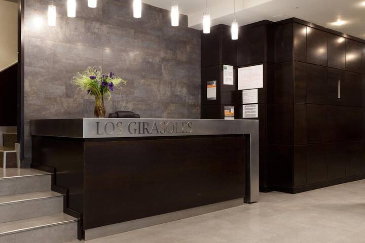 Guest Lobby