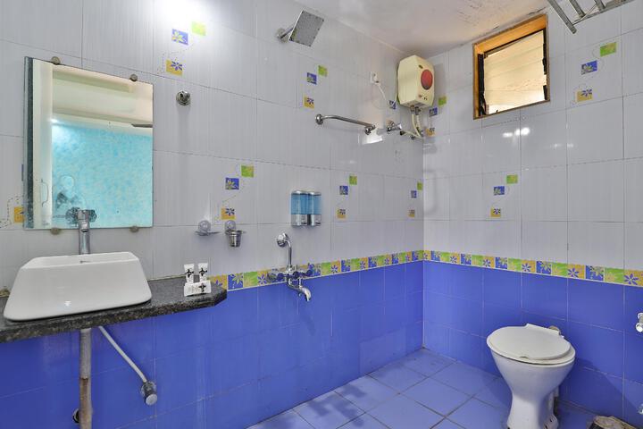 OYO 15918 Hotel Silent