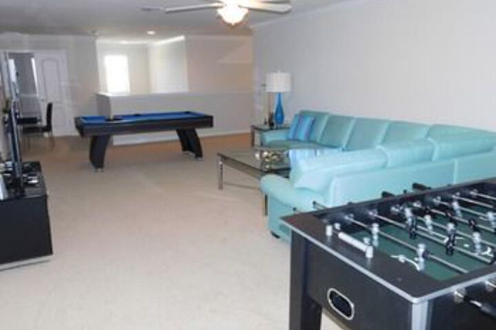 Room 19 of 48