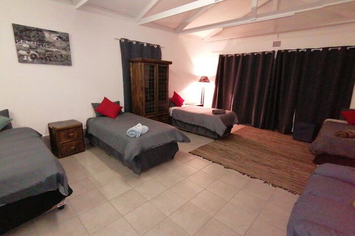 Room 8 of 24