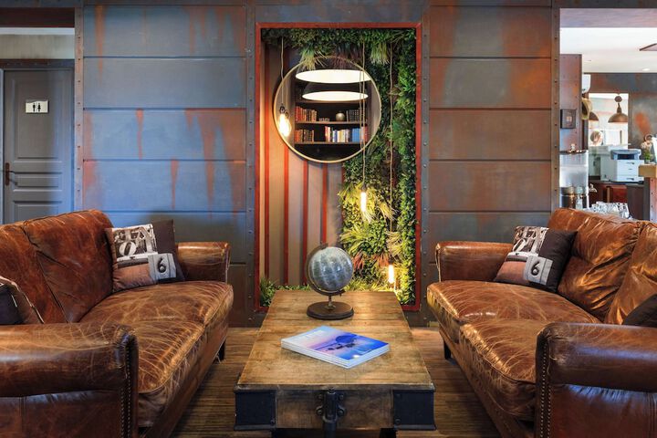 Lobby Entry