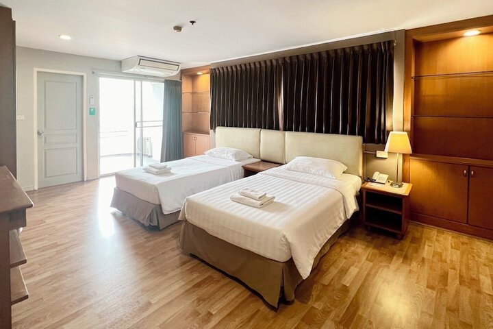 Room 14 of 111