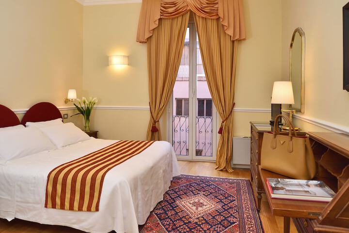 Room 7 of 40