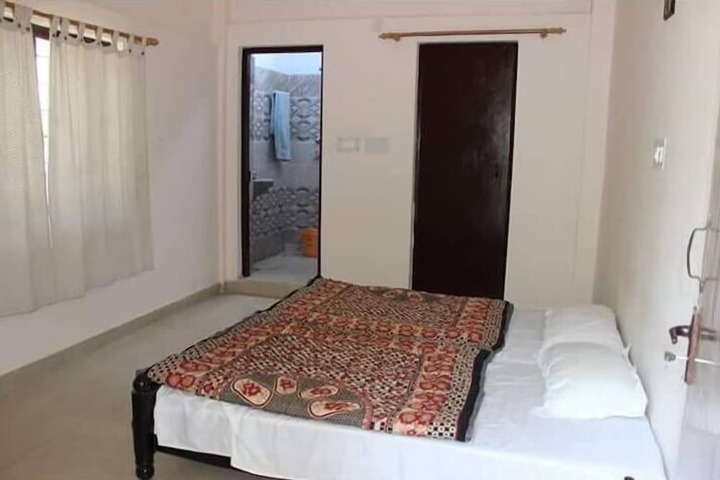 Room 3 of 15