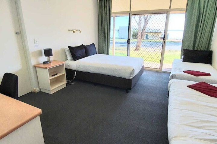 Room 11 of 53
