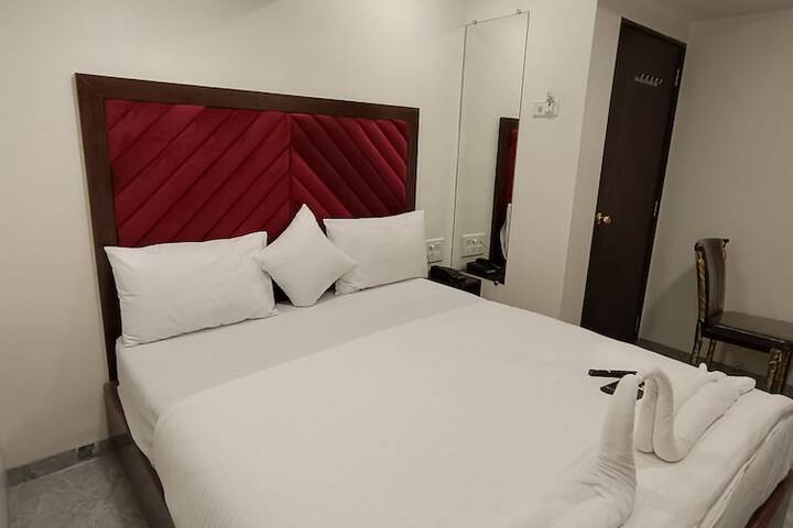 Room 14 of 39
