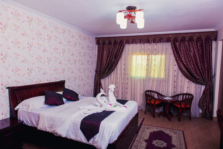 Room 8 of 23