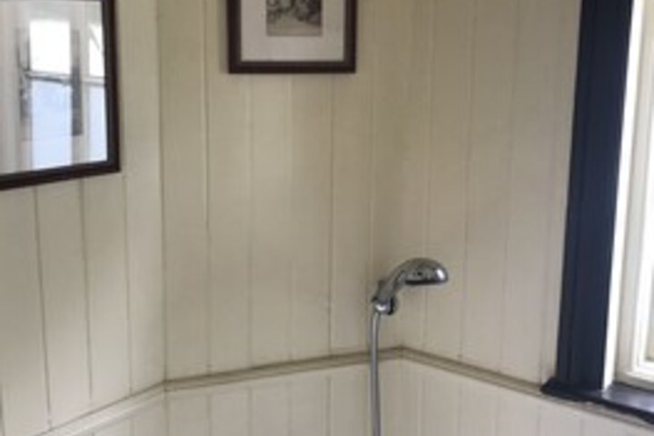 Room 2 of 42