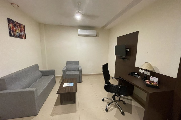 Room 44 of 93