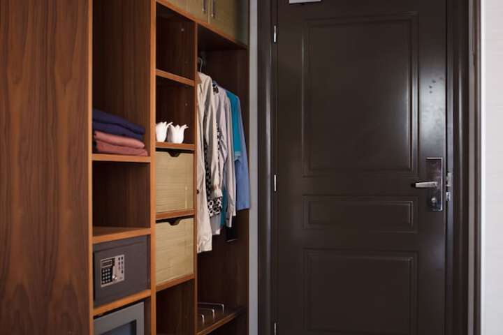 Room 29 of 100