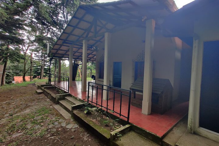 Room 9 of 48