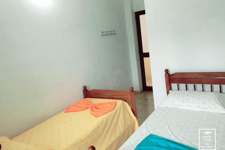 Room 2 of 5