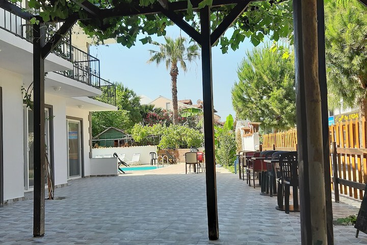 Terrace/Patio 41 of 50