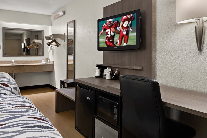 2 Double Beds (8 of 9)