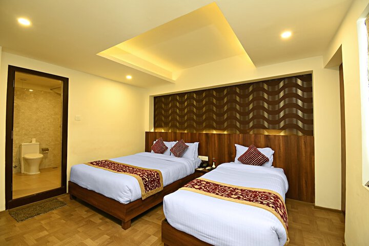 Room 17 of 40