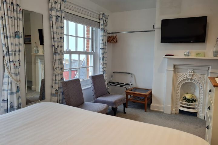 Room 5 of 21