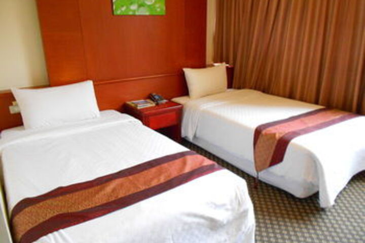 Room 29 of 47