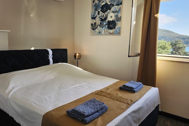 Room 48 of 140