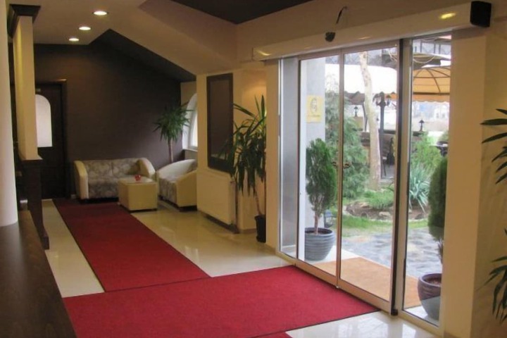 Hotel 2 of 45