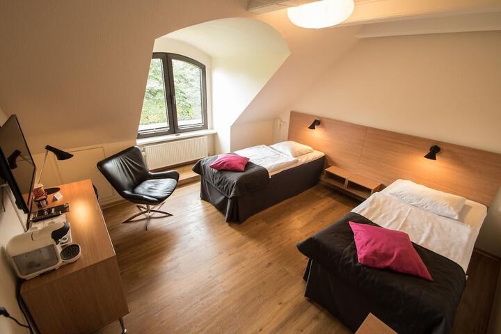 Room 3 of 30