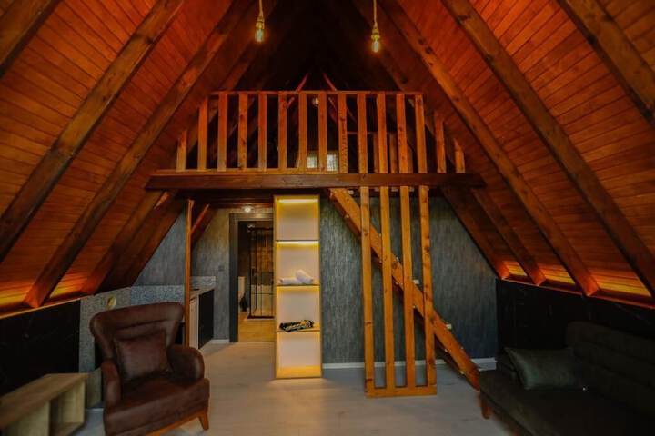 Room 9 of 31