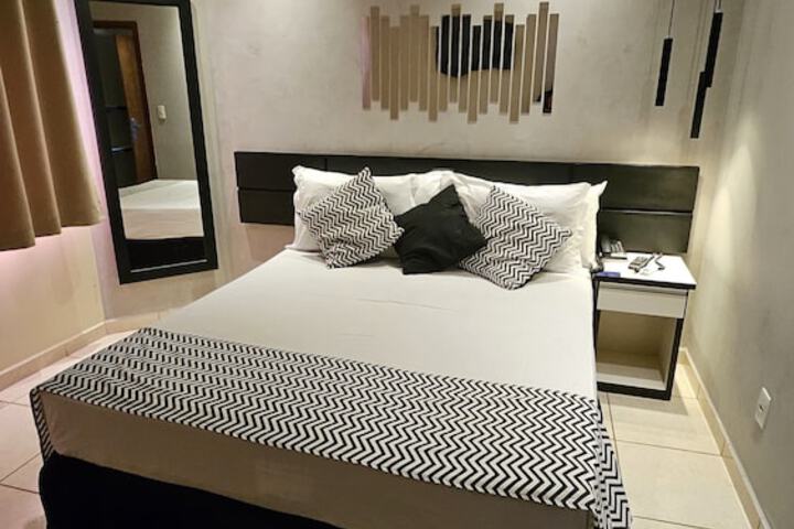 Room 14 of 48