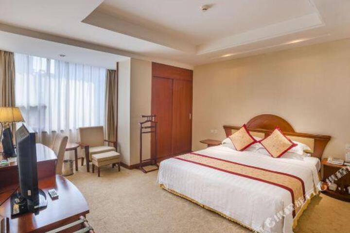 Lantian Hotel