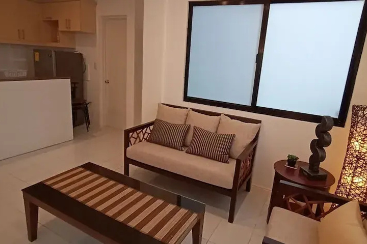 Room 11 of 19