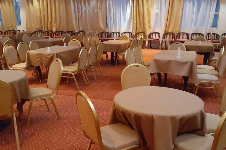 Ballroom/Hall 39 of 49