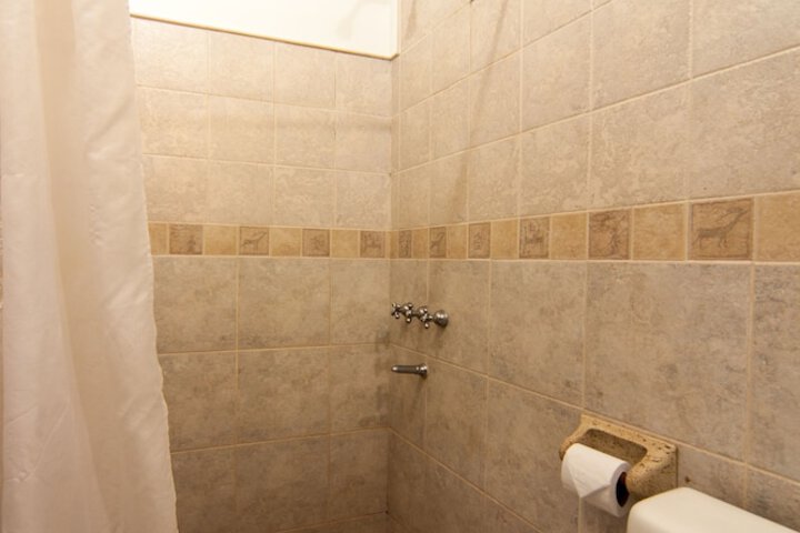 Room 27 of 54