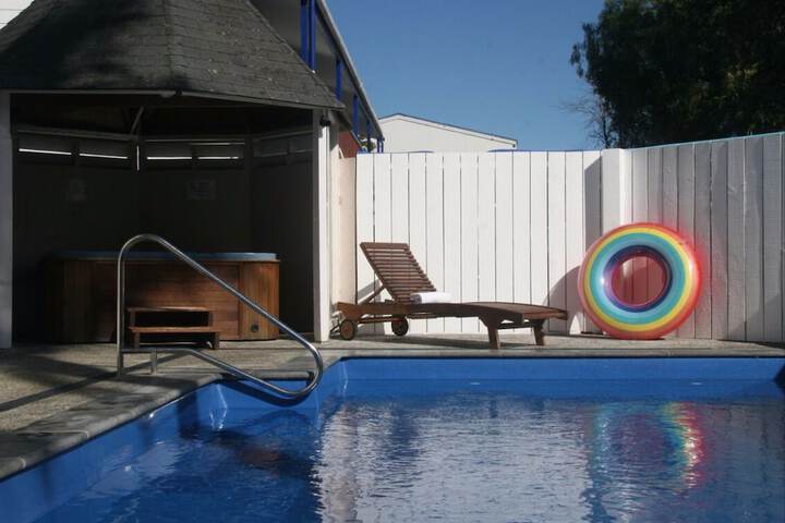 Pool 87 of 107