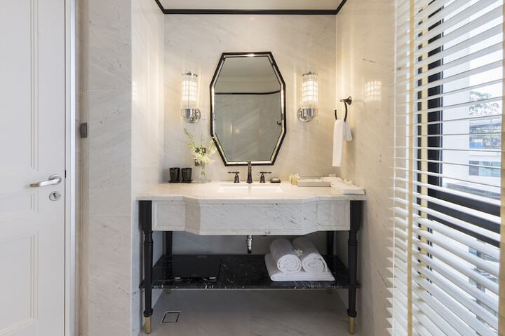 Bath Photo