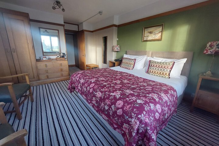 Room 37 of 104