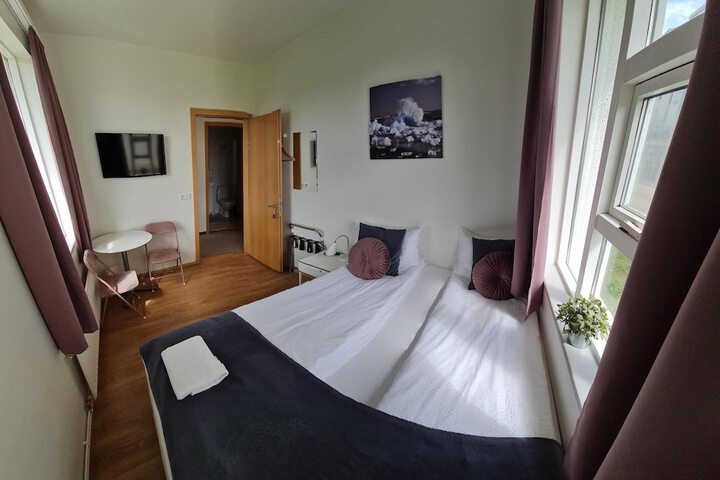 Room 17 of 34