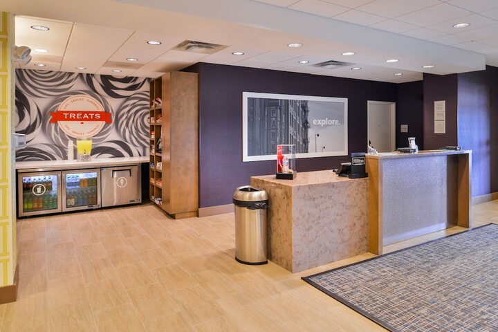 Check-in/check-out kiosk