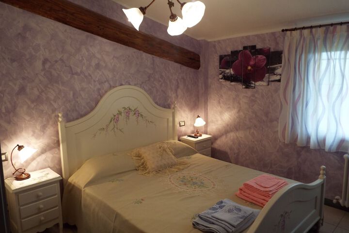 Room 7 of 28