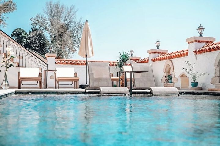 Pool 28 of 41