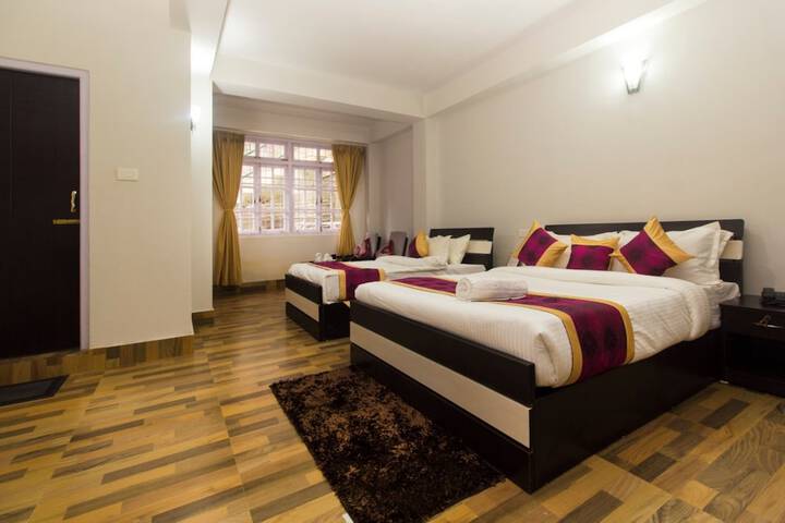 Room 8 of 15