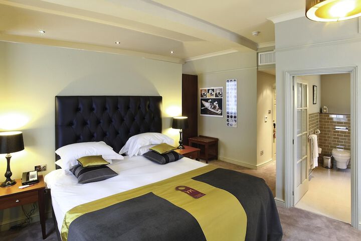 Room 10 of 41